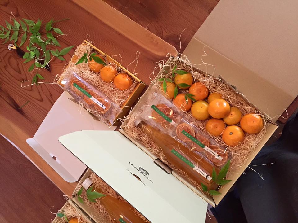 「冬のギフトセット、制作中！」