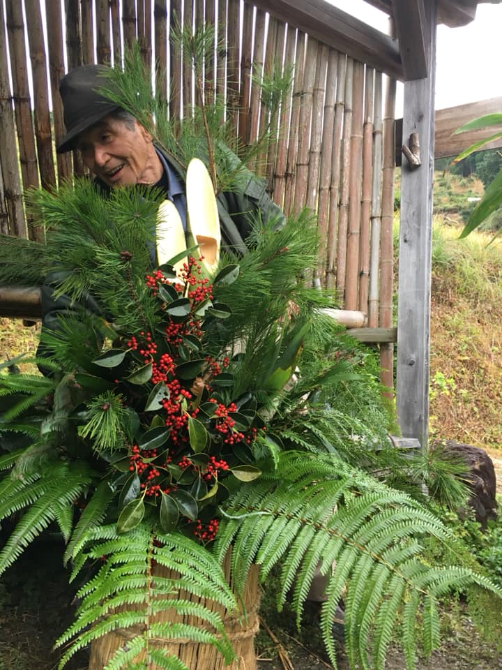 「みかん山のお正月準備①」